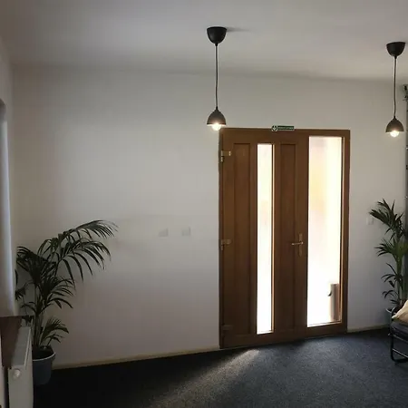 Гостевой дом ***lucky 8 Guesthouse***