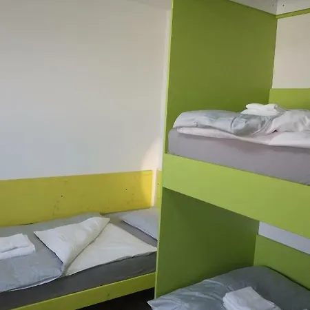 ***lucky 8 Guesthouse*** Кошице